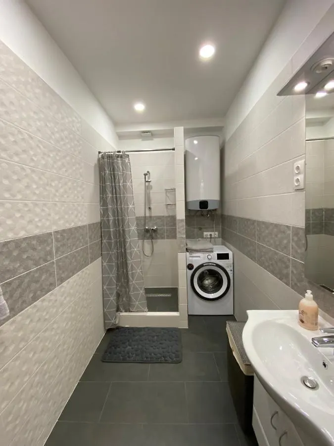 Sasfeszek Apartman  Apartman Szeged